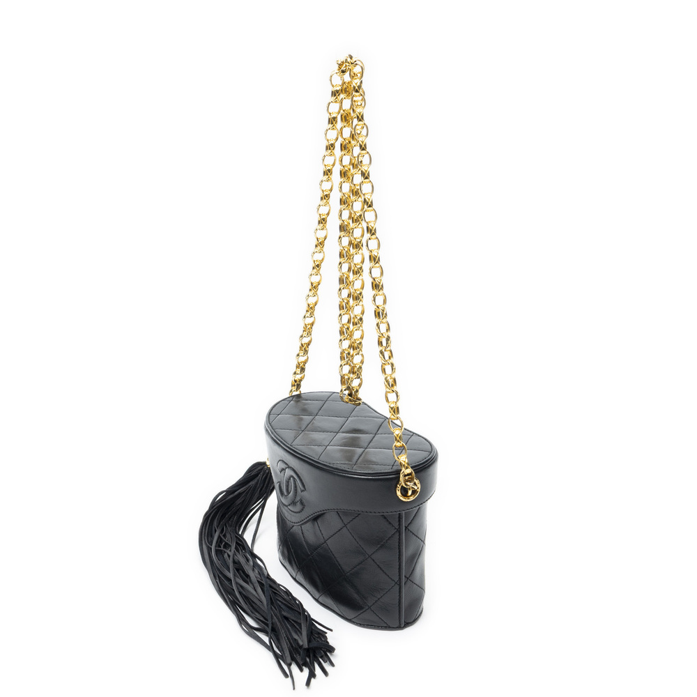 Chanel CC Tassle Mini Bucket Bag - Picture 2 of 11